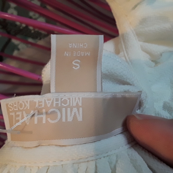 New Blouse - Picture 6 of 6